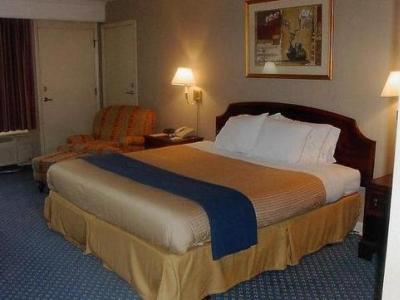 Hotel Express - Mart By Ihg 2*