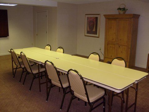 Express - Mart By Ihg Hotel 2*